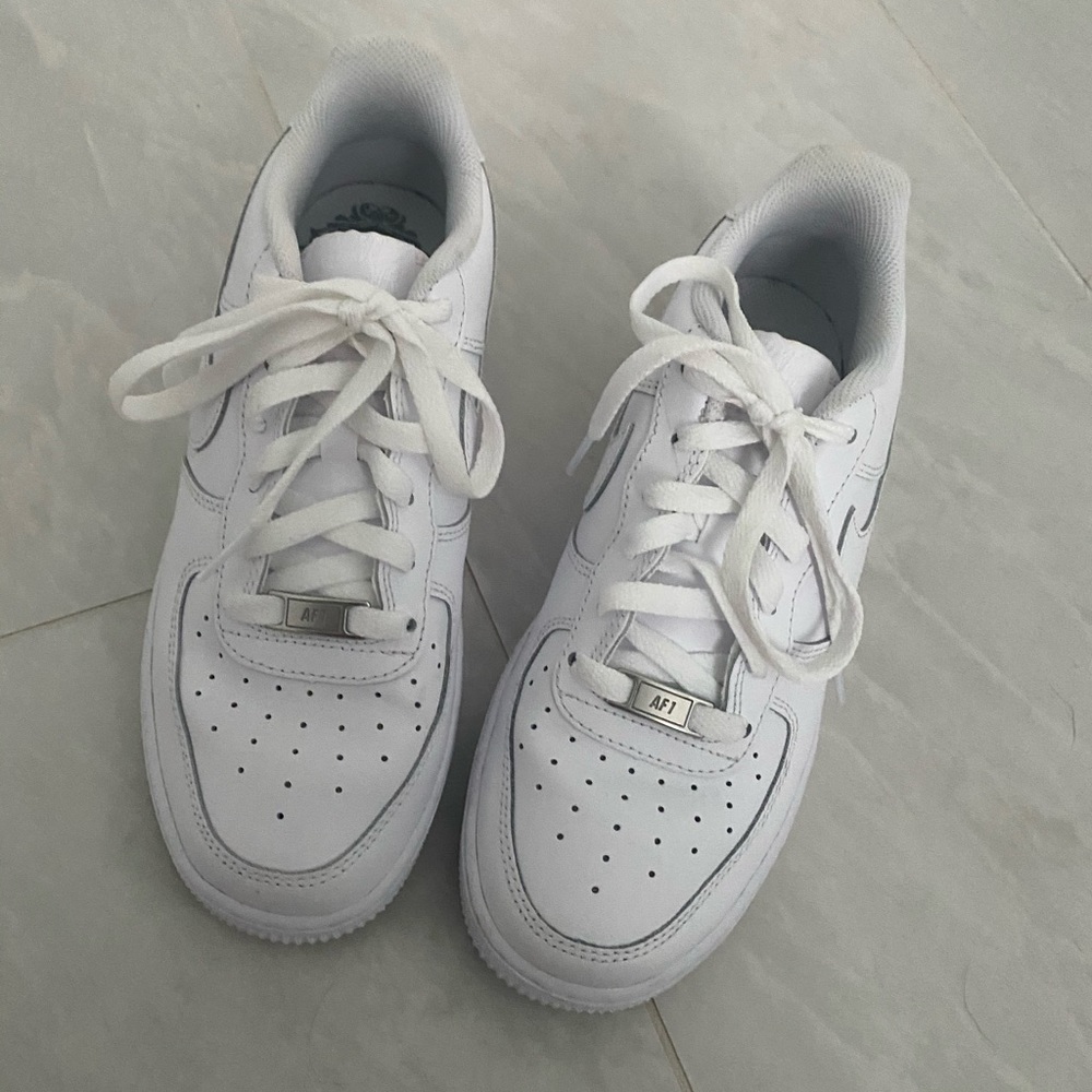 Nike Air Force 1 size 6.5Y/ 8 Womens